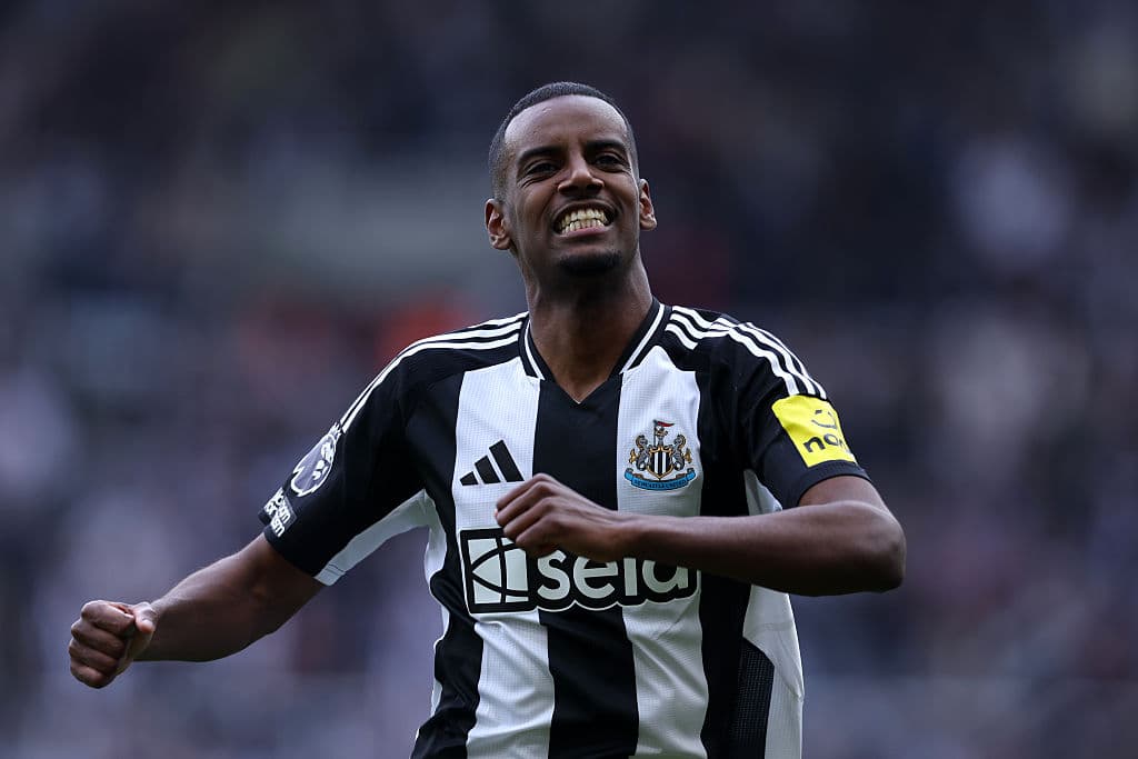 What is Fantasy Premier League? Is it free to play?
