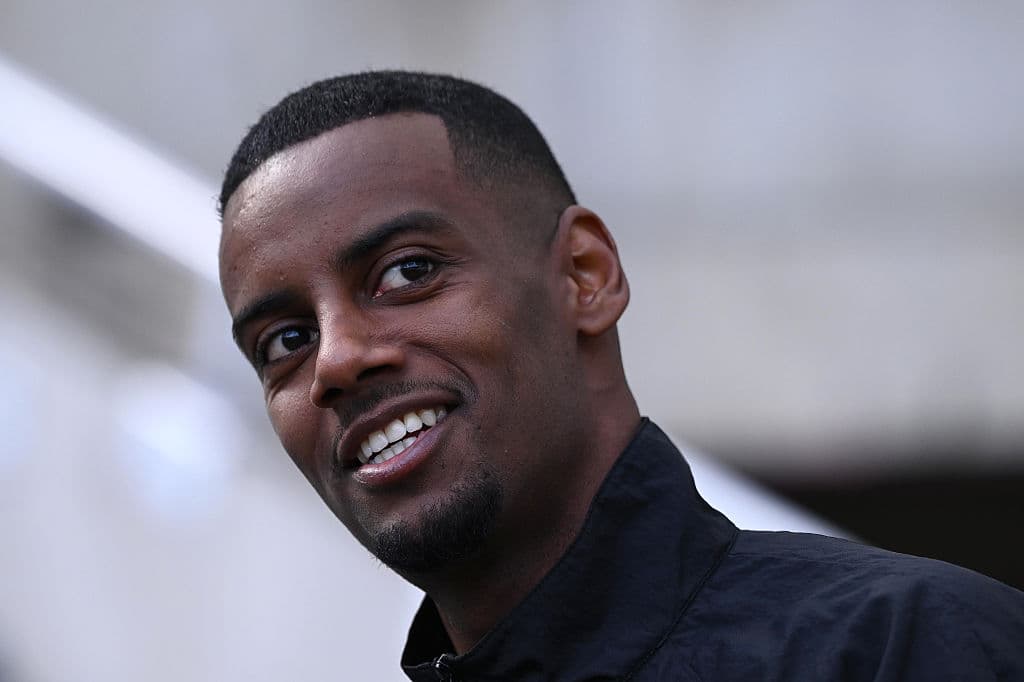Alexander Isak transfer: The FPL impact on Liverpool and Newcastle assets